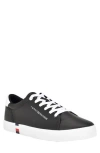 Tommy Hilfiger Ramoso Sneaker In Black/white