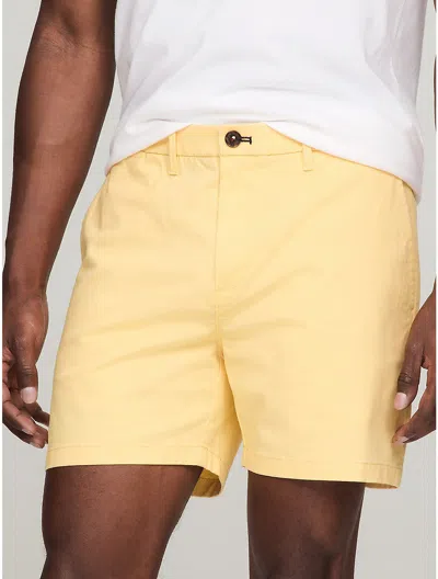 Tommy Hilfiger Regular Fit 5" Tommy Short In Daisy Yellow