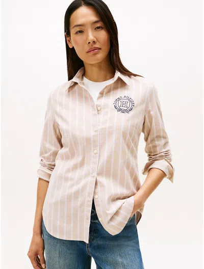 Tommy Hilfiger Regular Fit Crest Stretch Oxford Shirt In Brown
