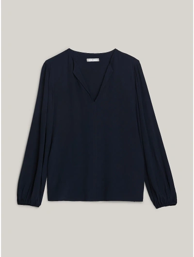 Tommy Hilfiger Relaxed Fit V In Navy