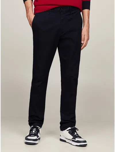 Tommy Hilfiger Relaxed Tapered Fit Twill Chino In Blue