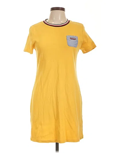 Pre-owned Tommy Hilfiger Short Sleeve T-shirt In Yellow