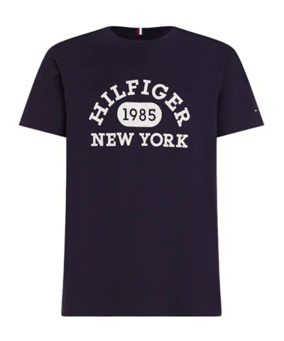 Tommy Hilfiger Short-sleeved T-shirt In Black