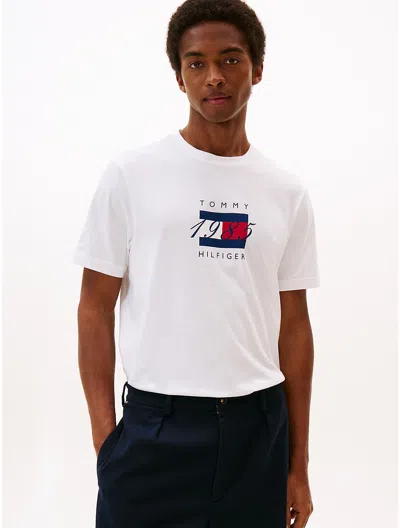 Tommy Hilfiger Linear Flag Graphic T-shirt In White