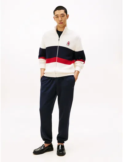 Tommy Hilfiger Solid Fleece Jogger In White