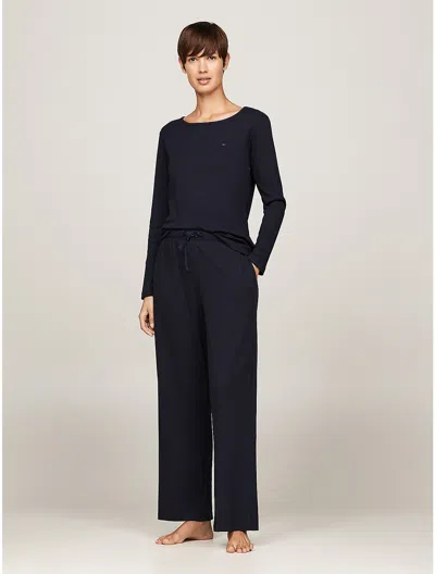 Tommy Hilfiger Solid Top & Pant Pajama Set In Navy