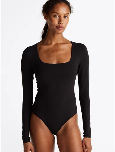 Tommy Hilfiger Square In Black