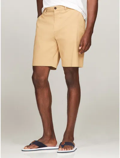 Tommy Hilfiger Straight Fit 9" Tech Chino Short In Champagne Toast