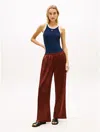 Tommy Hilfiger Stretch Satin Pull In Burgundy
