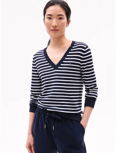 Tommy Hilfiger Stripe V In Navy