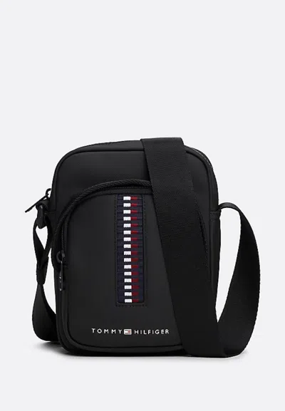 Tommy Hilfiger Th Corp Mini Reporter Bag In Nero