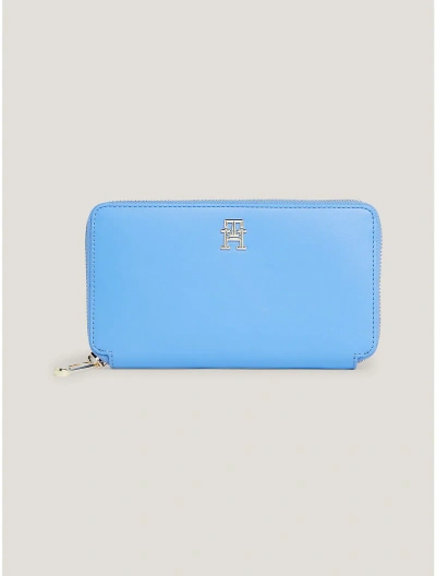 Tommy Hilfiger Th Logo Large Zip Wallet In Blue Spell