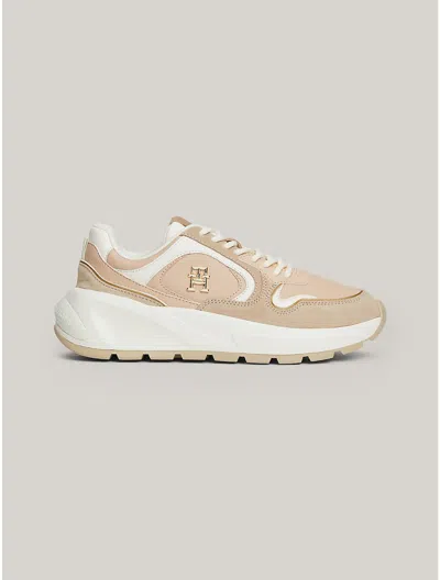 Tommy Hilfiger Th Monogram Chunky Leather Sneaker In Beige