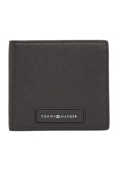 Tommy Hilfiger Th Monogram Extra Cc And Coin In Black