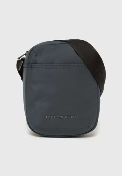 Tommy Hilfiger Th Nylon Mini Reporter In Blue