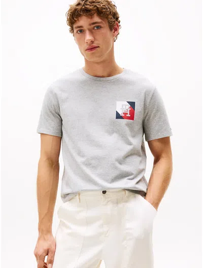 Tommy Hilfiger Tommy Box Flag T In Gray