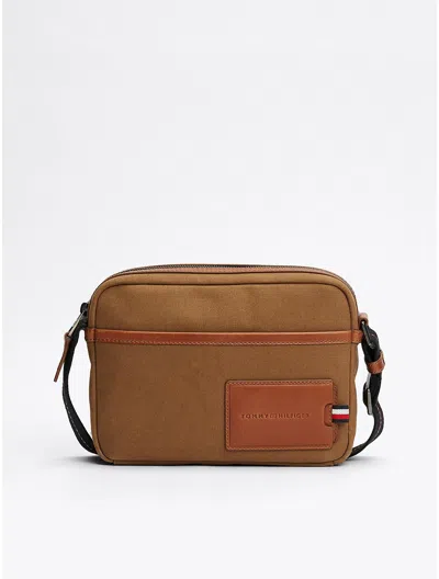 Tommy Hilfiger Tommy Casual Prep Crossbody Bag In Clay Soil