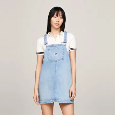 Tommy Hilfiger Tommy Jeans 24新款春夏女装经典布标大口袋宽松牛仔背带裙17678 In Blue