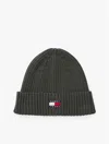 Tommy Hilfiger Tommy Jeans Badge Rib Knit Beanie In Green