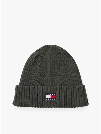 Tommy Hilfiger Tommy Jeans Badge Rib Knit Beanie In Green