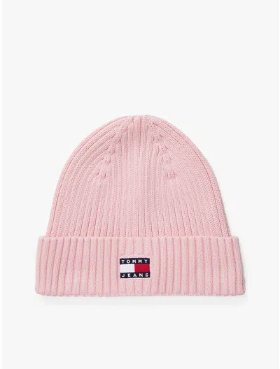 Tommy Hilfiger Tommy Jeans Badge Rib Knit Beanie In Pink