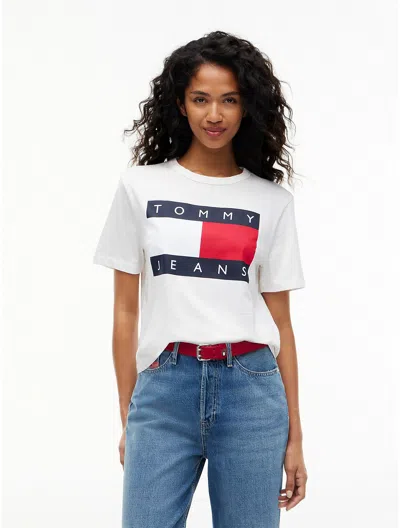 Tommy Hilfiger Tommy Jeans Big Flag Logo Boxy T In White