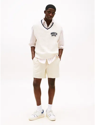 Tommy Hilfiger Tommy Jeans Corduroy Short In Neutral