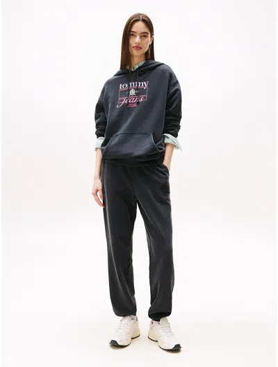 Tommy Hilfiger Tommy Jeans Crest Logo Relaxed Sweatpant In Blue