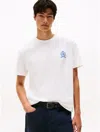 Tommy Hilfiger Tommy Jeans Heritage Crest T In Neutral