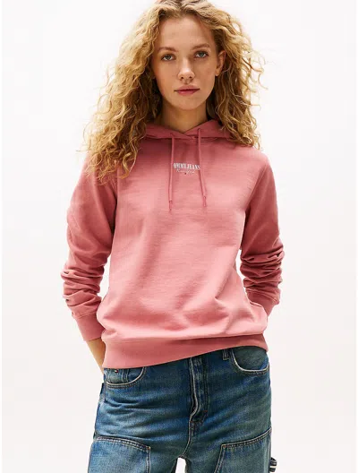 Tommy Hilfiger Tommy Jeans Logo Hoodie In Pink
