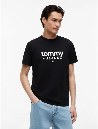 Tommy Hilfiger Tommy Jeans Logo Slim Fit T In Black
