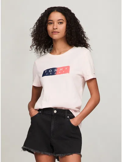 Tommy Hilfiger Tommy Jeans Logo T In Pink Dream