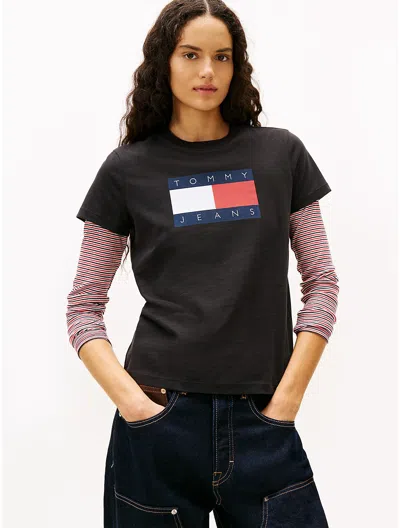 Tommy Hilfiger Tommy Jeans Weathered Flag Logo T In Black