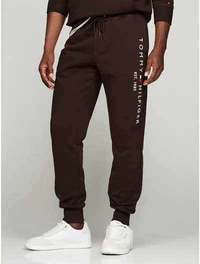 Tommy Hilfiger Tommy Logo Sweatpant In Chocolate