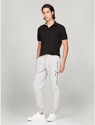Tommy Hilfiger Tommy Logo Sweatpant In Grey Heather