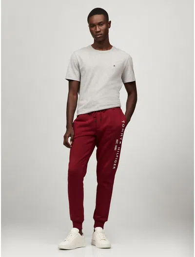 Tommy Hilfiger Tommy Logo Sweatpant In Rouge