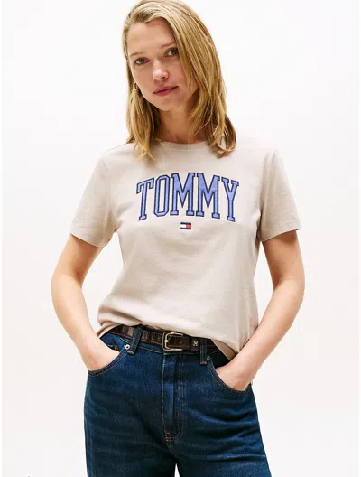 Tommy Hilfiger Tommy Logo T In Neutral