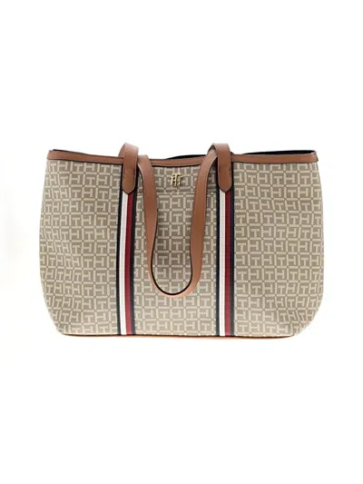 Pre-owned Tommy Hilfiger Tote Bag In Ivory