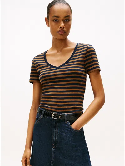 Tommy Hilfiger V In Multi