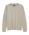 Tommy Hilfiger M Syracuse Vneck Sweater In Gold