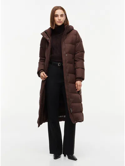 Tommy Hilfiger Water In Deep Brown