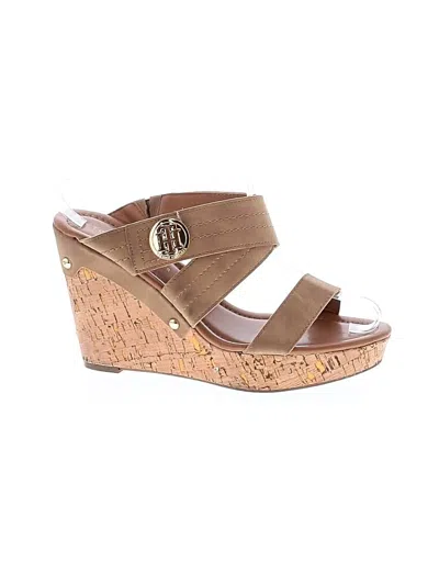 Pre-owned Tommy Hilfiger Wedges In Tan