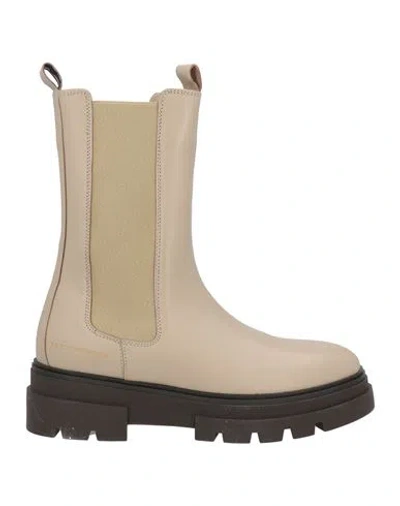 Tommy Hilfiger Woman Ankle Boots Beige Size 7.5 Leather In Multi