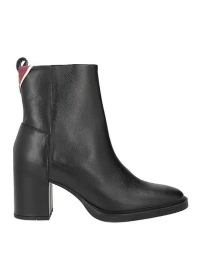 Tommy Hilfiger Woman Ankle Boots Black Size 10 Leather