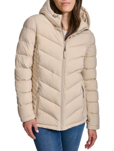 Tommy Hilfiger Women's Chevron Quilted Puffer Jacket In Brown