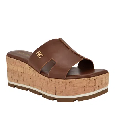 Tommy Hilfiger Women's Heliena Platform Wedge Sandals In Brown