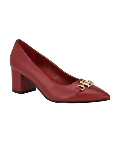 TOMMY HILFIGER WOMEN'S NANYA BLOCK HEEL CLASSIC PUMPS