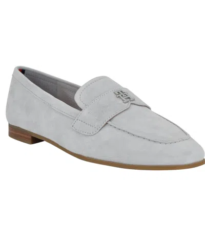 TOMMY HILFIGER WOMEN'S RAZZI SLIP-ON LOAFERS