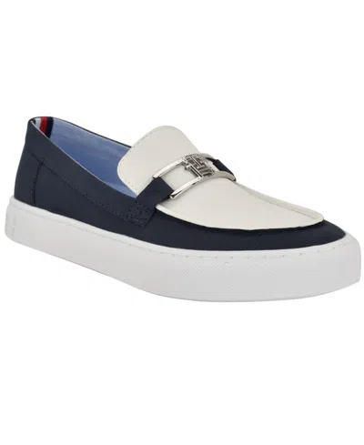 TOMMY HILFIGER WOMEN'S WILFER SPORTY SLIP-ON LOAFERS