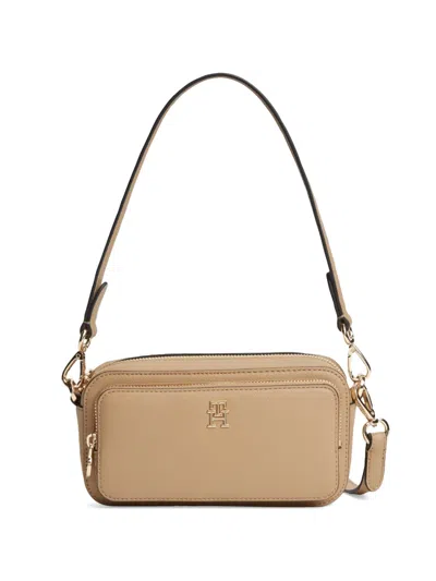 Tommy Hilfiger Zip Logo Shoulder Bag In Nude